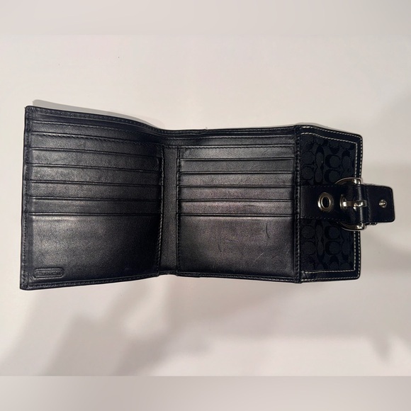 Vintage Y2K Coach Wallet - EUC - Picture 4 of 5